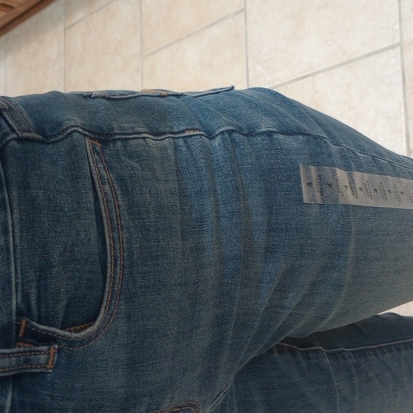 American Eagle Outfitters High Rise Light Blue Jeans - Picture 10 of 10